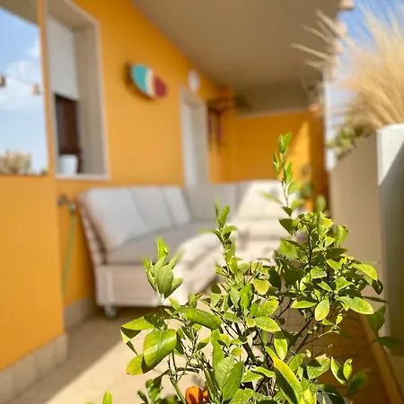 Greenchill House - West